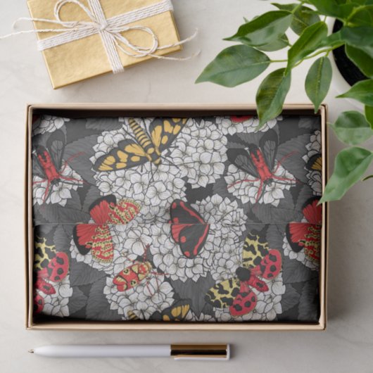 Moten op witte hydrangea tissuepapier (Geschenk)