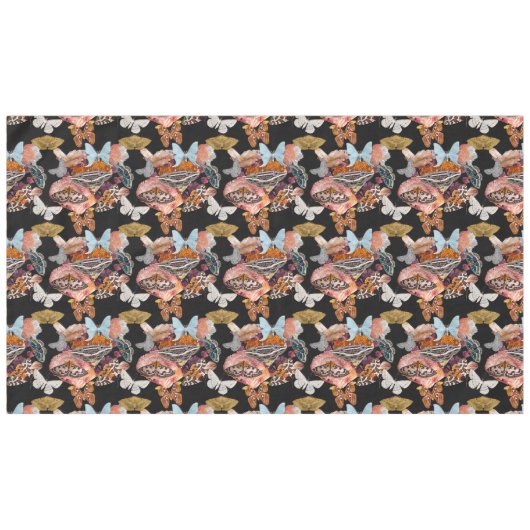 Moth Cotillion | Goblincore Witchy Tablecloth Tafelkleed (Voorkant (Horizontaal))