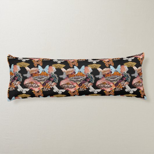 Moth Cotillion | Lange-hoofdpijp Goblincore Lichaamskussen (Achterkant)