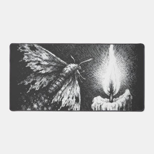 Moth to the Flame — door BurnsInHell Bureaumat