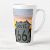 Mother Road Magic Latte Mok (Rechts)