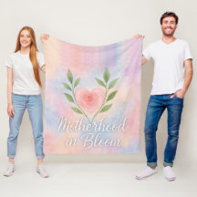 Motherhood in Bloom Fleece Blanket – Floral Gift.