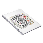 Mothers Heal Hearts With Quiet Wisdom Notitieboek (Rechterzijde)