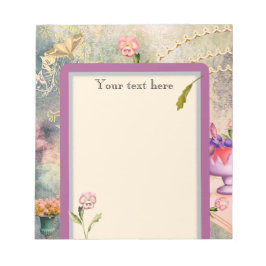 Moths and Pansies Personalized Romantic Notitieblok