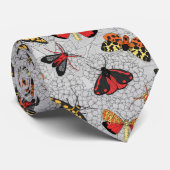 Moths on hydrangea stropdas (Opgerold)