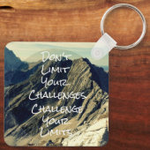 Motivatie citaat: Daag uw grenzen uit Sleutelhanger (Achterkant)