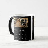 Motivatie dromen bereiken zwart en wit magische mok (Voorkant links)