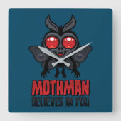 Motivational Mothman Believes In You Vierkante Klok (Voorkant)