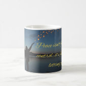 Motivational Peace Quote Mug: Finding True Peace Koffiemok (Center)