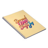 Motivational words "Spread Love, Share Joy" Notitieboek (Rechterzijde)