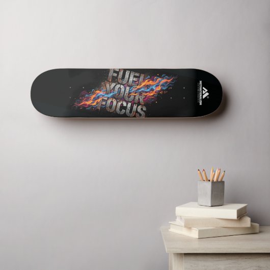MOTIVATIONALISM© Fuel Your Focus_ Persoonlijk Skateboard (Muurkunst (Horizontaal))