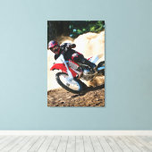 Motocross rijder gooit kussen canvas afdruk (Insitu (Houten vloer))