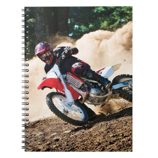 Motocross rijder gooit kussen notitieboek (Voorkant)