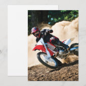 Motocross rijder gooit kussen save the date (Voorkant / Achterkant)