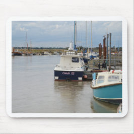Motorboot Catch 22 Muismat