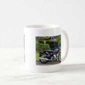 Motorfiets en spitvuur koffiemok (Voorkant rechts)