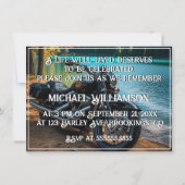 Motorfiets In de buurt van de waterviering van het Kaart (Achterkant)