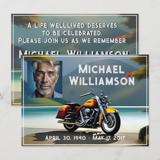 Motorfiets In de buurt van de waterviering van het Kaart (Voorkant / Achterkant)