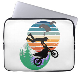 Motorfiets, parachutes en het buitenleven laptop sleeve