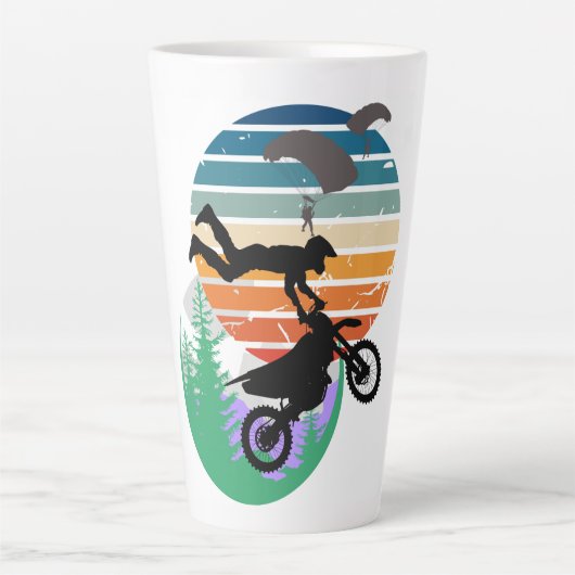 Motorfiets, parachutes en het buitenleven latte mok (Voorkant)