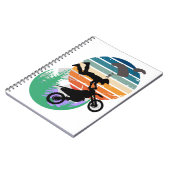 Motorfiets, parachutes en het buitenleven notitieboek (Linkerzijde)