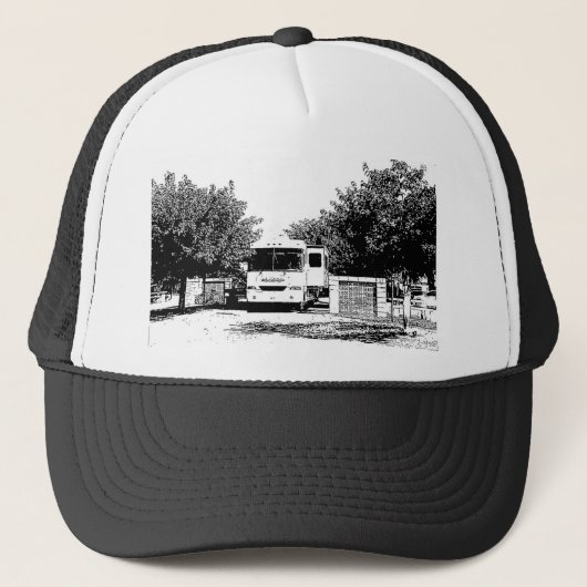 Motorhome in RV Park Trucker Pet (Voorkant)