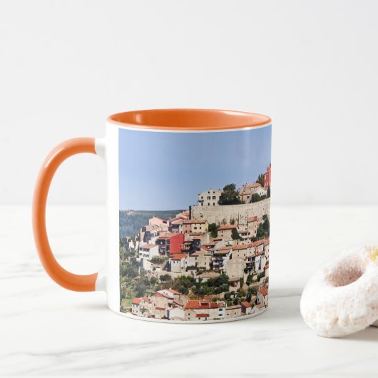 Motovun Kroatië Mok (Met donut)