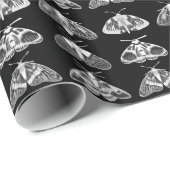 Motten in zwart, wit en grijs cadeaupapier (Rol Hoek)