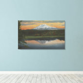 Mount Adams, Washington - Uitzicht van Mountain Canvas Afdruk (Insitu (Houten vloer))