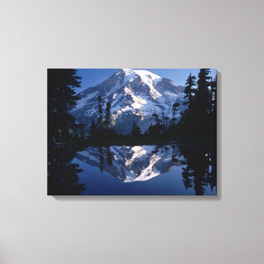 Mount Rainier en Blue Sky perfect weerspiegeld Canvas Afdruk (Voorkant)