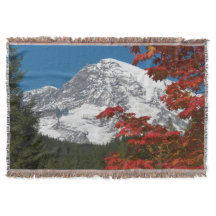 Mount Rainier en herfstbladkleuren