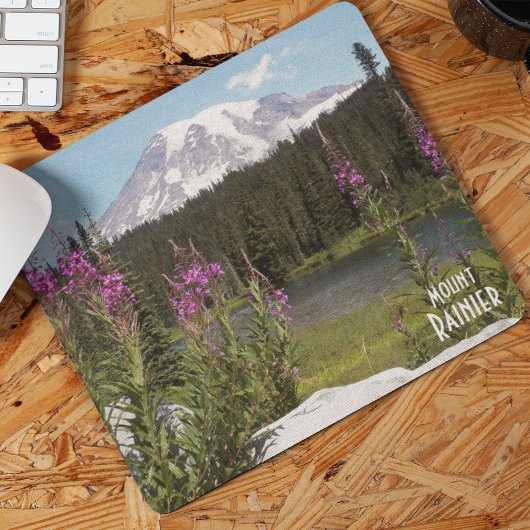 Mount Rainier en Wildflower Schilderachtig Landsch Muismat