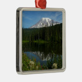Mount Rainier Lake Reflectie met Wildflower Metalen Ornament (Rechts)