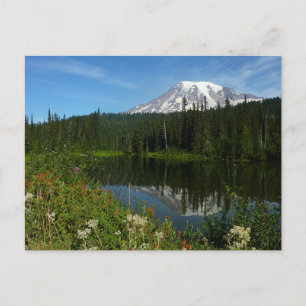 Mount Rainier-meerreflectie met wilde bloemen Briefkaart