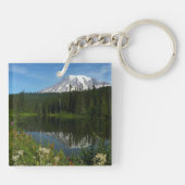 Mount Rainier-meerreflectie met wilde bloemen Sleutelhanger (Achterkant)