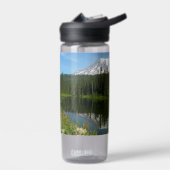 Mount Rainier-meerreflectie met wilde bloemen Waterfles (Links)