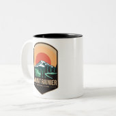 Mount rainier national park embleem patch logo tweekleurige koffiemok (Voorkant links)