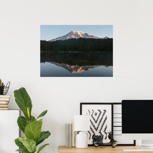 Mount Rainier Reflecteerde Sunrise I Poster (Thuiskantoor)