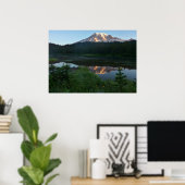 Mount Rainier Reflecteerde Sunrise II Poster (Thuiskantoor)