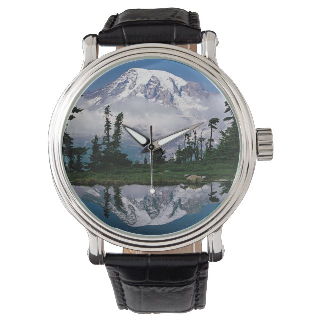 Mount Rainier weerspiegeld in een bergmeertje Horloge (Voorkant)