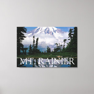 Mount Rainier Weerspiegeling in een bergvijver Canvas Afdruk