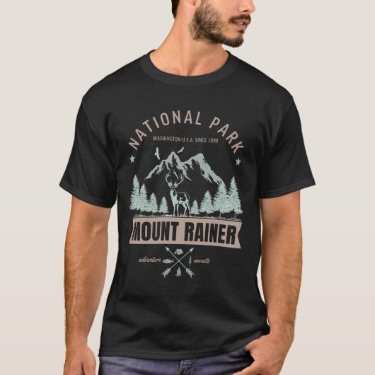 Mount Rainier Wilderness Deer Graphic  T-shirt (Voorkant)