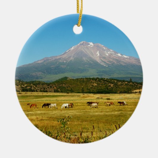 Mount Shasta Horse Herd Keramisch Ornament (Voorkant)