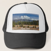 MOUNT SHASTA IN SNEE TRUCKER PET (Voorkant)