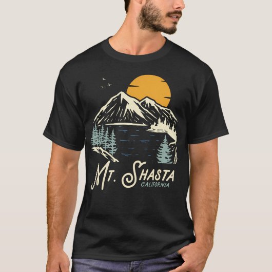 Mount Shasta Shirt Hiking  Outdoor California (Voorkant)