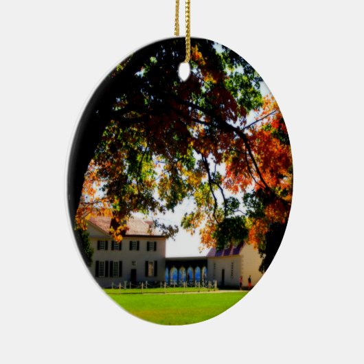 Mount Vernon Estate Ornament (Rechts)