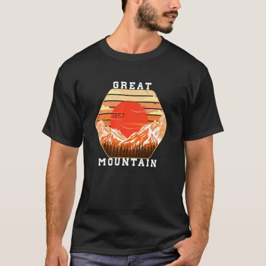 Mountain and Forest Scene  50 T-shirt (Voorkant)