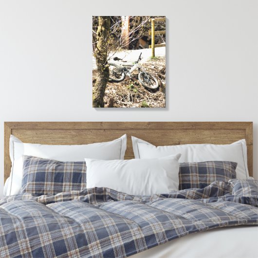MOUNTAIN BIKES CANVAS AFDRUK (Insitu (Slaapkamer))