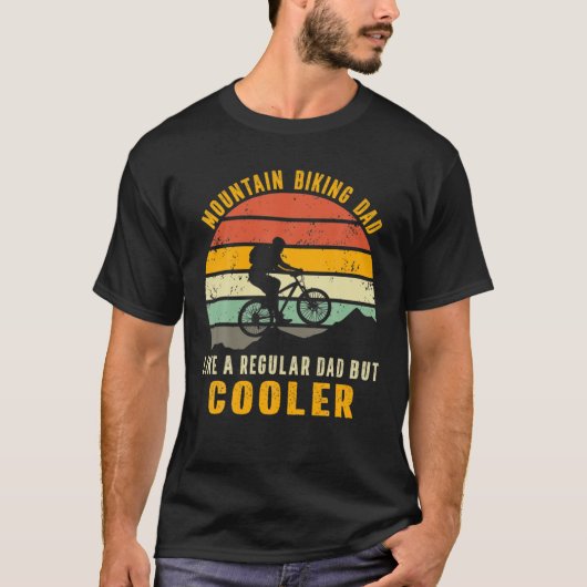 Mountain Biking papa als een gewone vader, maar ko T-shirt (Voorkant)