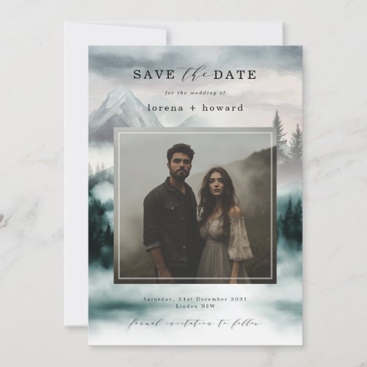 Mountain Fog Pine Forest Bewaar de datumfoto Kaart (Voorkant)